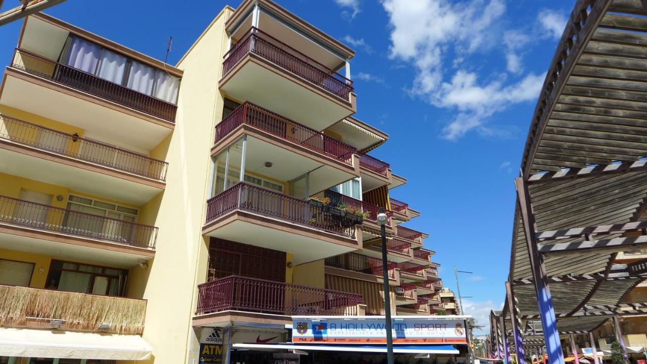 Apartamentos Alfonso I Palmyra Salou Esterno foto